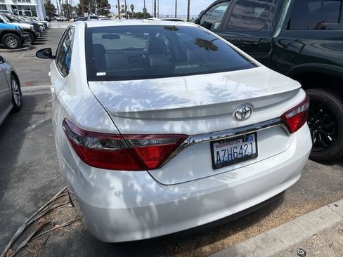Used 2016 Toyota Camry SE FWD image 4