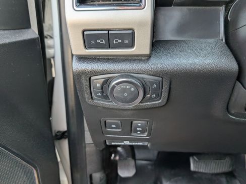 Certified 2020 Ford F350 Lariat w/ Lariat Ultimate Package image 20