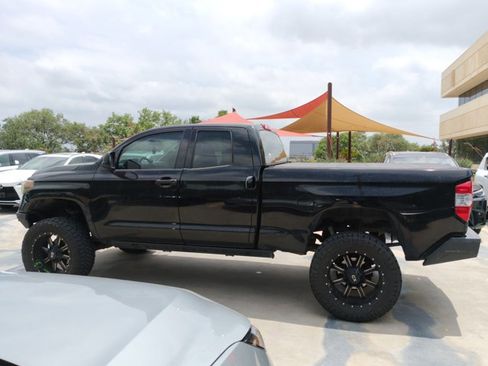 Used 2017 Toyota Tundra SR RWD image 1