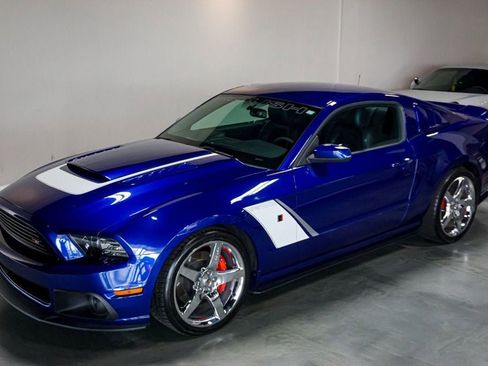Used 2013 Ford Mustang GT Premium w/ Electronics Pkg image 36