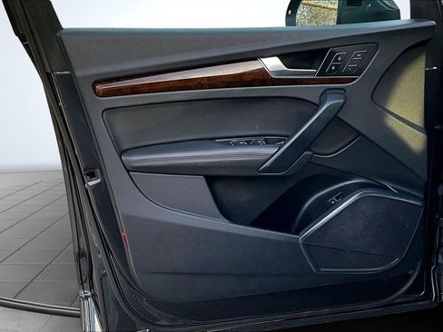 Used 2020 Audi Q5 2.0T Premium Plus w/ Premium Plus Package image 20