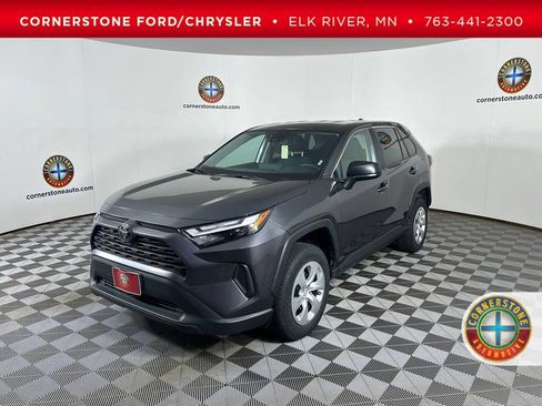 Used 2025 Toyota RAV4 LE AWD/4WD image 1