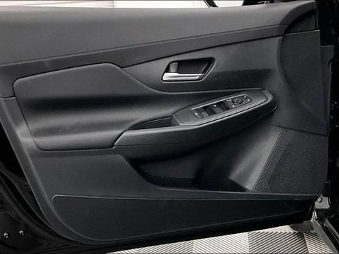 New 2026 Nissan Sentra SV w/ SV Convenience Package FWD image 32