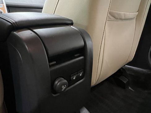 Used 2017 Volvo XC60 T5 Inscription w/ Preferred Option Package image 44