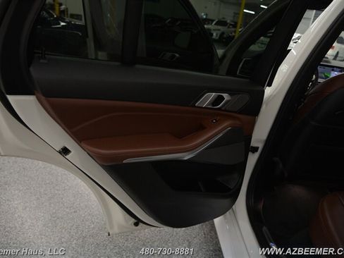 Used 2019 BMW X5 xDrive40i w/ M Sport Package image 40