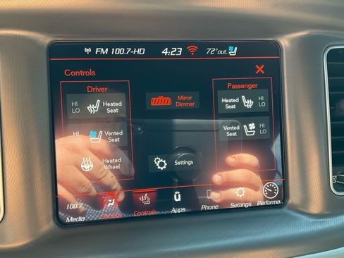 Used 2022 Dodge Charger Scat Pack w/ Dynamics Package image 8