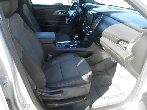 Used 2022 Chevrolet Traverse LT w/ LPO, Cargo Package image 33