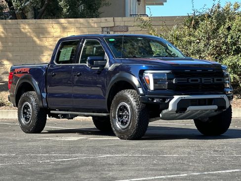 Certified 2025 Ford F150 Raptor AWD/4WD image 9