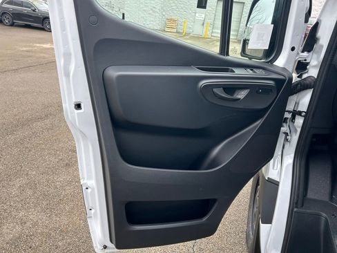 New 2026 Mercedes-Benz Sprinter 2500 image 10