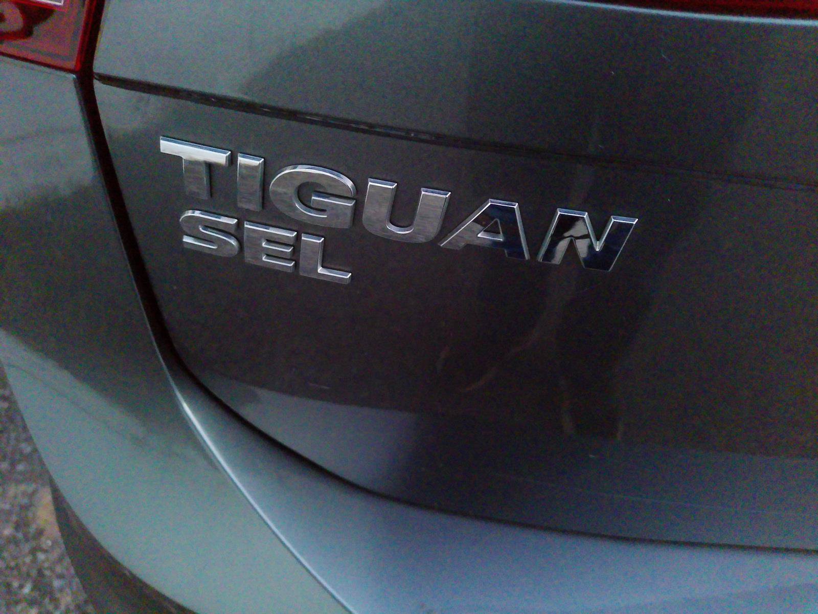 Used 2019 Volkswagen Tiguan SEL Premium R-Line AWD/4WD image 39