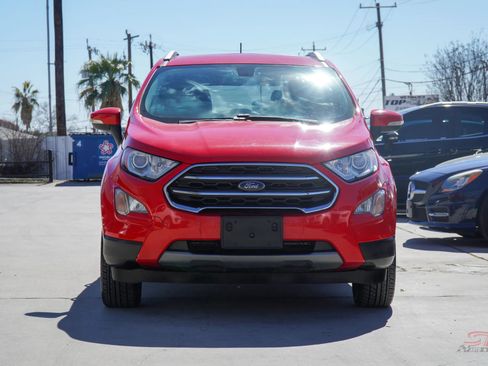 Used 2021 Ford EcoSport Titanium image 2