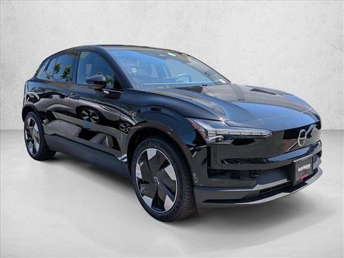 New 2026 Volvo EX30 Plus w/ Protection Package RWD image 6