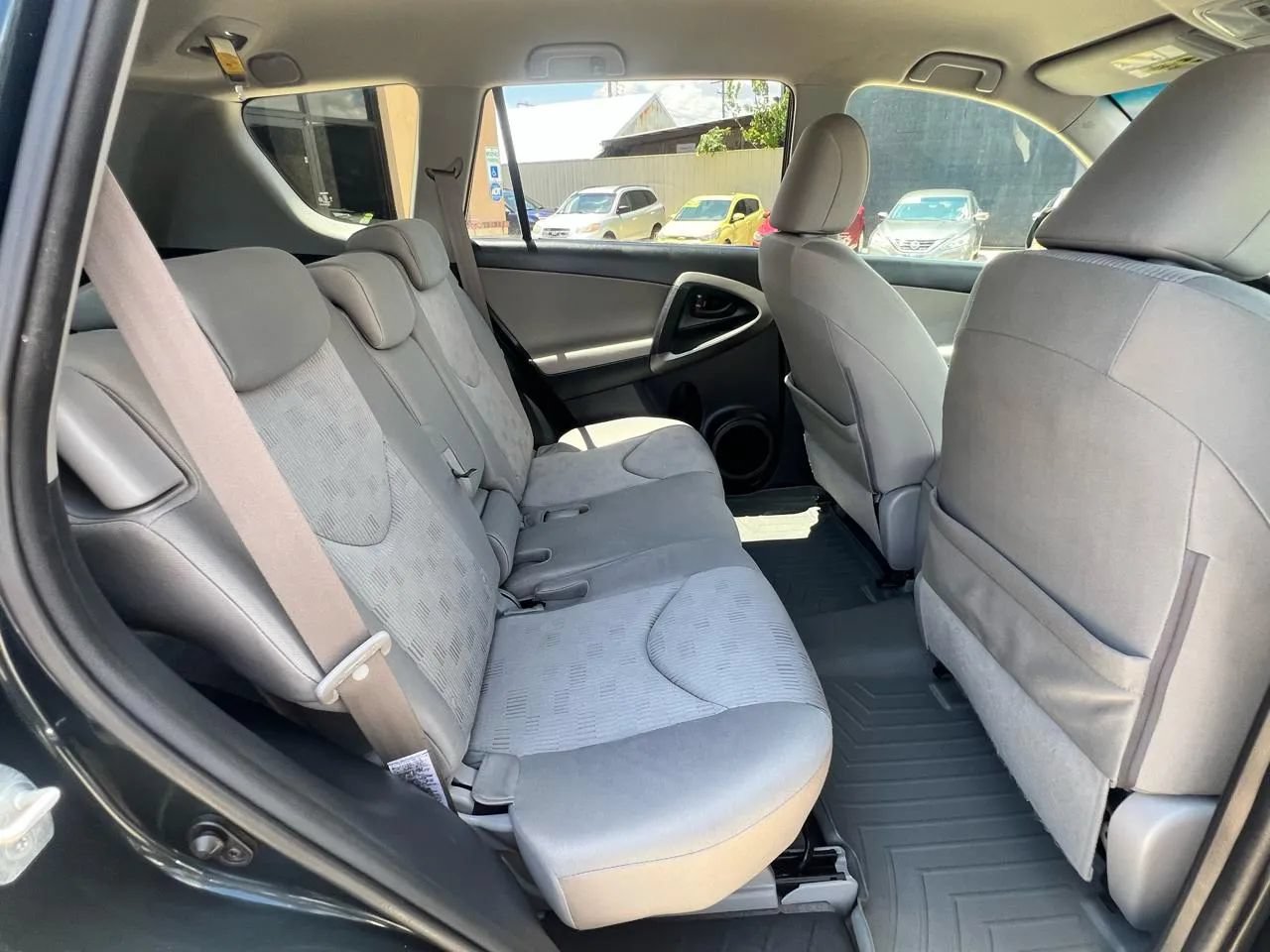 Used 2009 Toyota RAV4 2WD image 29