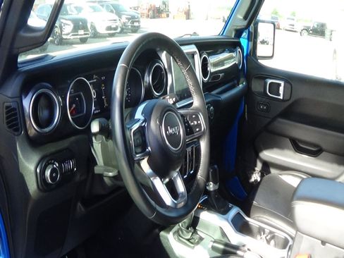 Certified 2021 Jeep Wrangler Unlimited Sahara AWD/4WD image 15