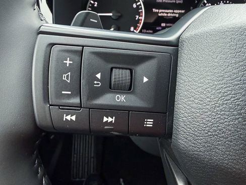 New 2026 Nissan Pathfinder SV AWD/4WD image 27