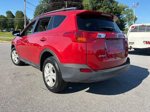 Used 2015 Toyota RAV4 LE AWD/4WD image 10
