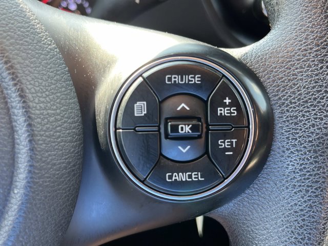Used 2022 Kia Soul LX FWD image 29