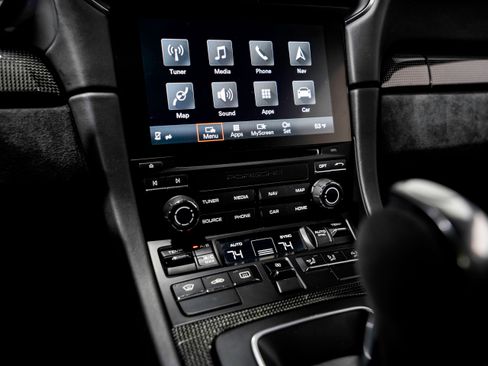 Used 2017 Porsche 911 Carrera GTS image 14