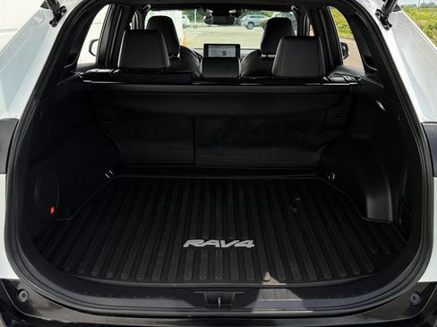 Used 2023 Toyota RAV4 XSE AWD/4WD image 20