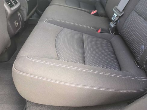 Used 2024 GMC Terrain SLE FWD image 24