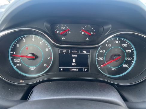 Used 2017 Chevrolet Cruze LT w/ Convenience Package image 18