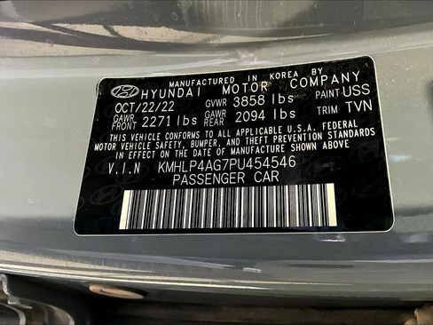 Used 2023 Hyundai Elantra Limited FWD image 19