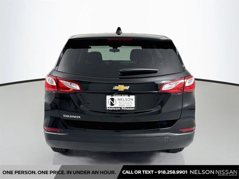 Used 2020 Chevrolet Equinox LS w/ LS Convenience Package FWD image 6