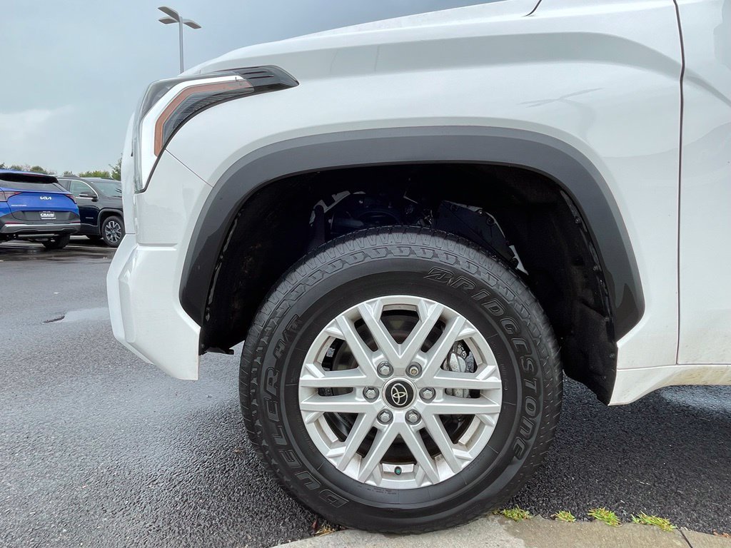 Used 2024 Toyota Tundra SR5 AWD/4WD image 29