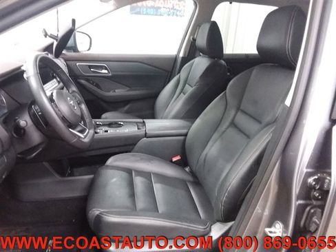 Used 2021 Nissan Rogue SL w/ Premium Package image 10