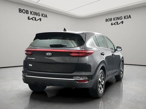 Used 2020 Kia Sportage LX w/ LX Popular Package image 19