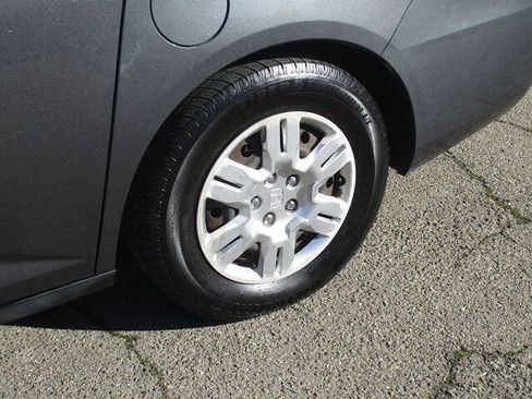 Used 2012 Honda Odyssey LX image 16
