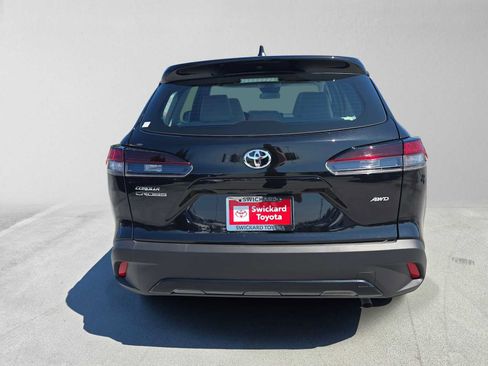 Certified 2026 Toyota Corolla Cross L AWD/4WD image 4