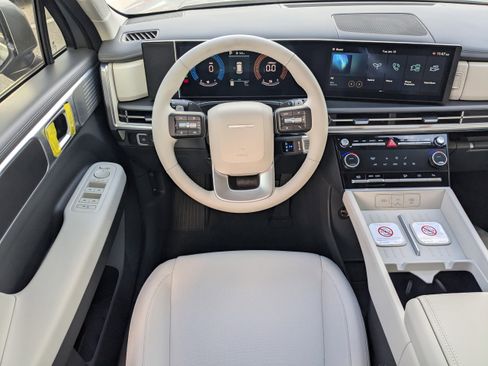 New 2026 Hyundai Santa Fe SE image 17