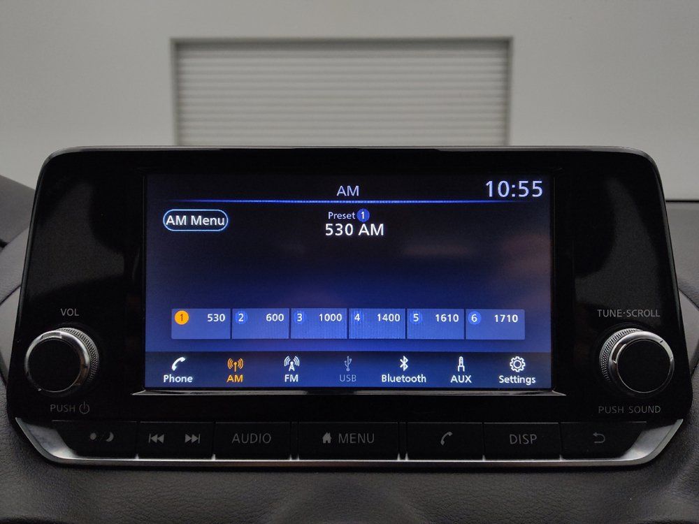 Used 2024 Nissan Sentra S FWD image 25