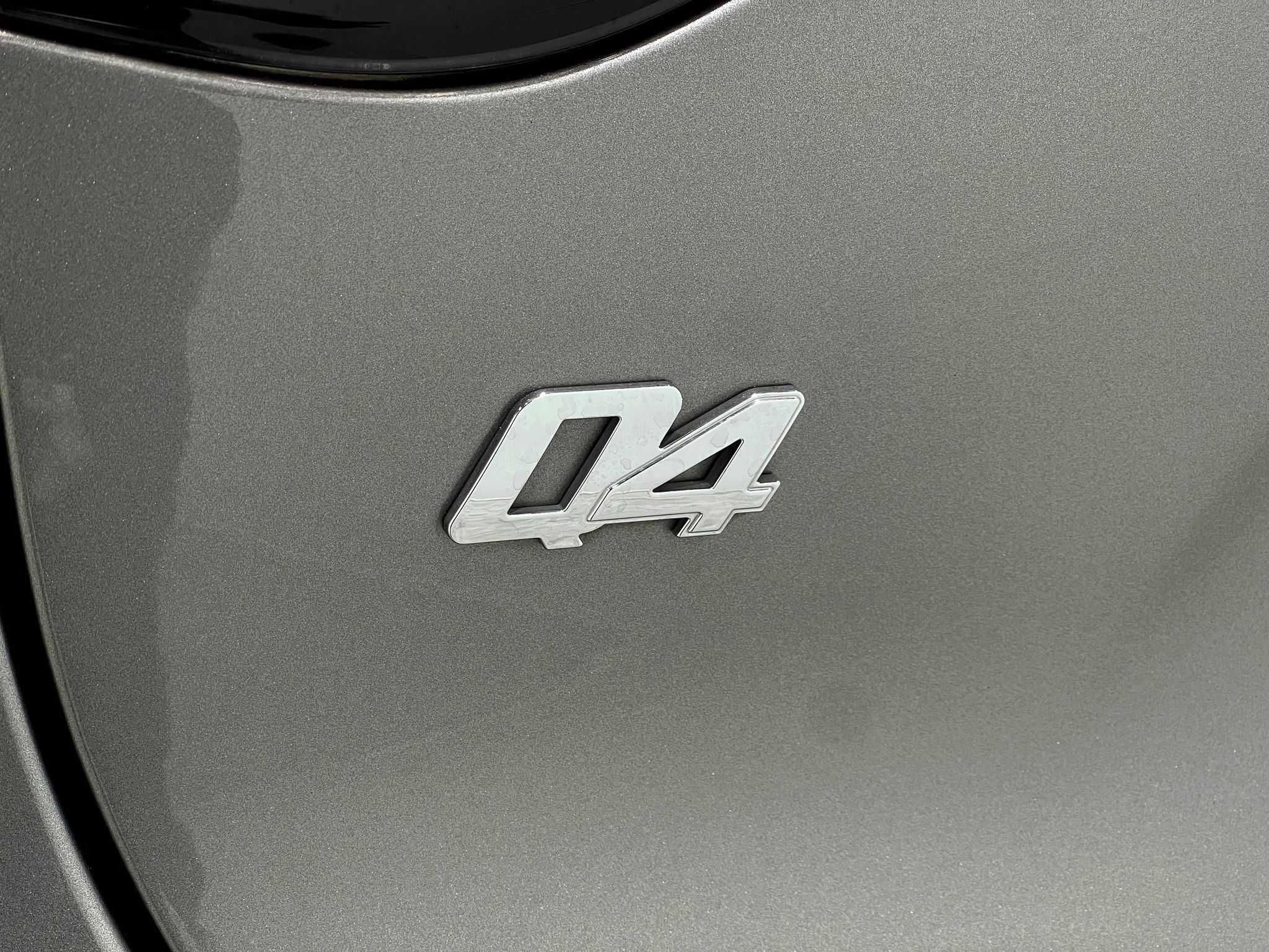 Used 2021 Maserati Levante AWD/4WD image 40