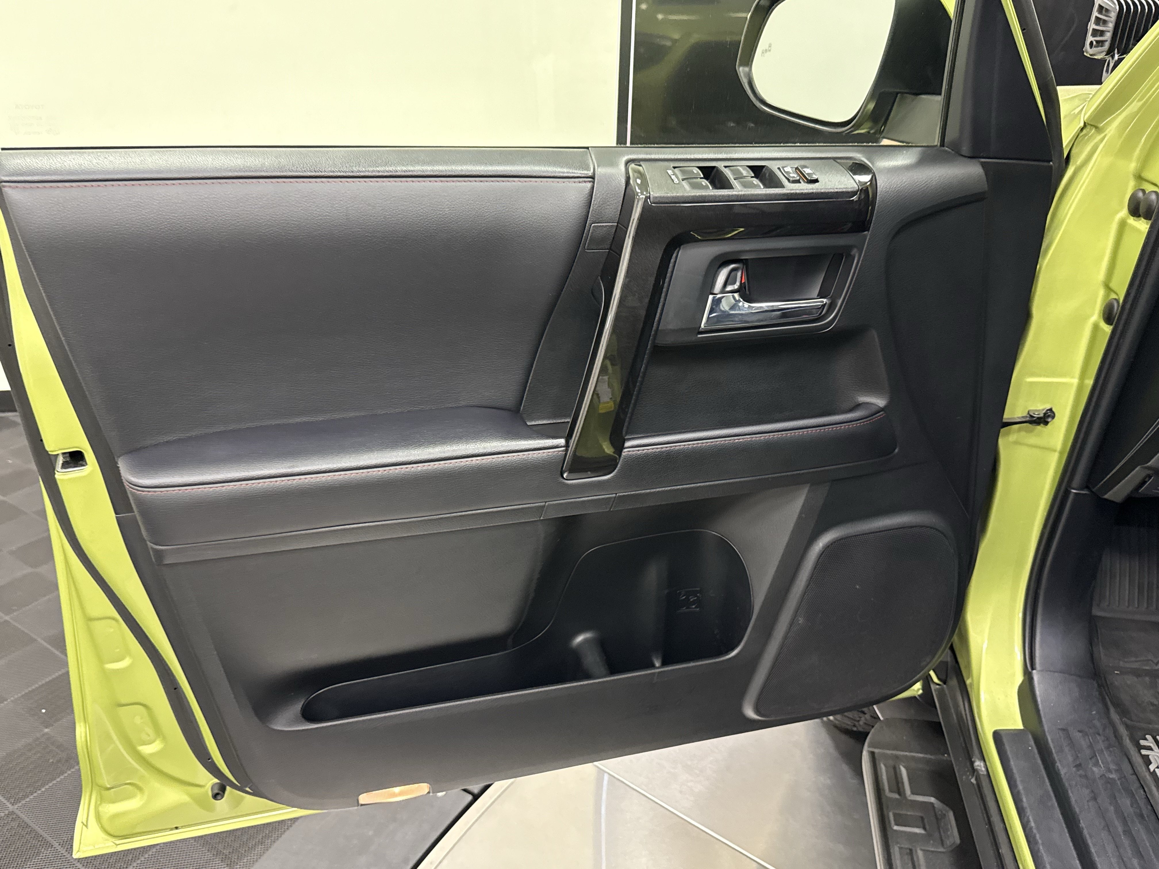 Used 2022 Toyota 4Runner TRD Pro AWD/4WD image 10