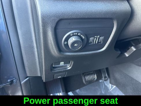 Certified 2024 Jeep Grand Cherokee Limited AWD/4WD image 38