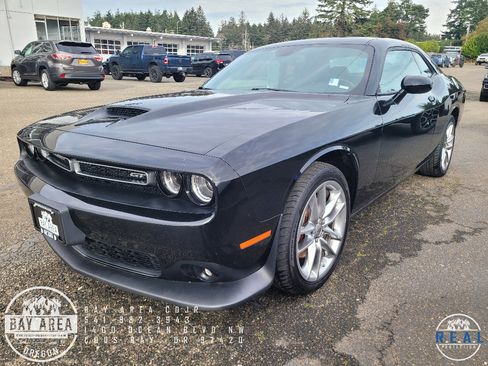 Used 2022 Dodge Challenger GT image 1