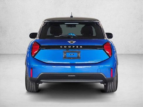 Used 2025 MINI Cooper 2-Door Hardtop FWD image 7