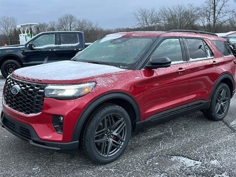 New 2026 Ford Explorer ST-Line w/ ST-Line Street Pack image 2