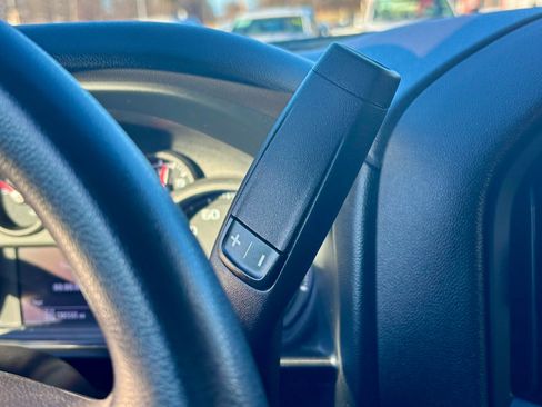 Used 2024 Chevrolet Silverado 2500 Custom w/ Custom Value Package image 26