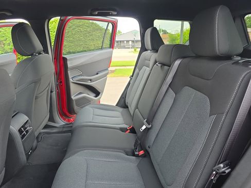 New 2026 Jeep Cherokee Laredo AWD/4WD image 13