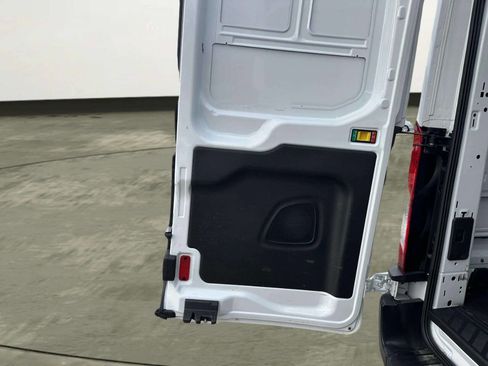 Used 2019 Ford Transit 250 148 Medium Roof image 13