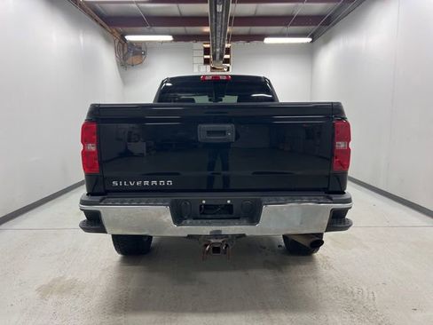 Used 2019 Chevrolet Silverado 2500 W/T w/ Snow Plow Prep Package image 5