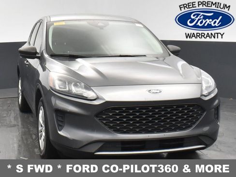 Used 2022 Ford Escape S image 2