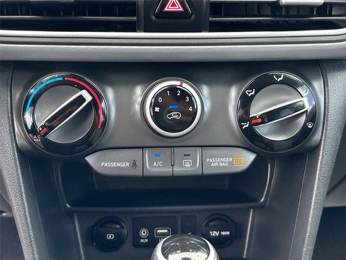 Used 2020 Hyundai Kona SEL Plus FWD image 15
