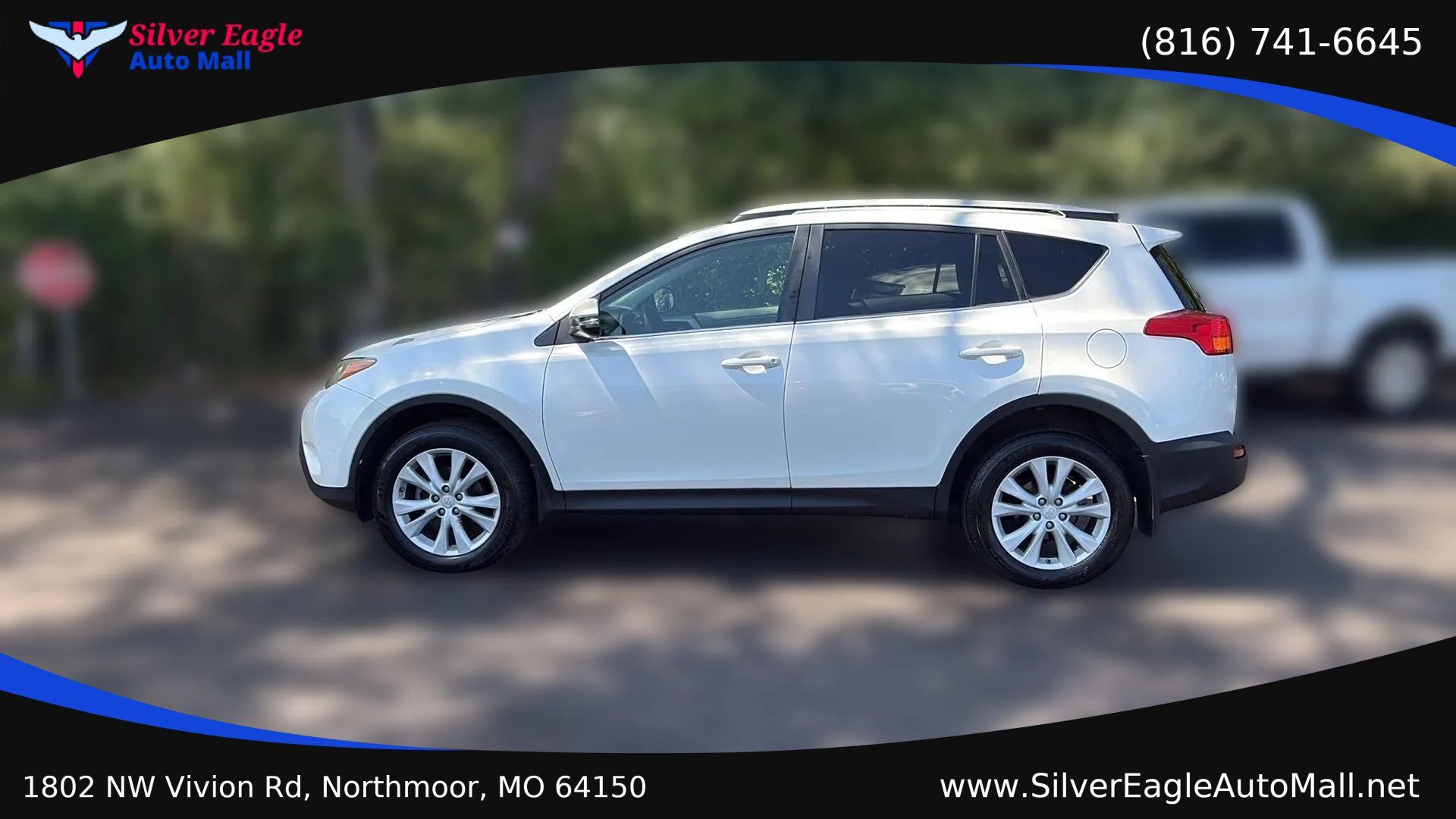 Used 2013 Toyota RAV4 Limited AWD/4WD image 2