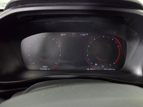 Used 2019 Volvo XC40 T5 Inscription image 19