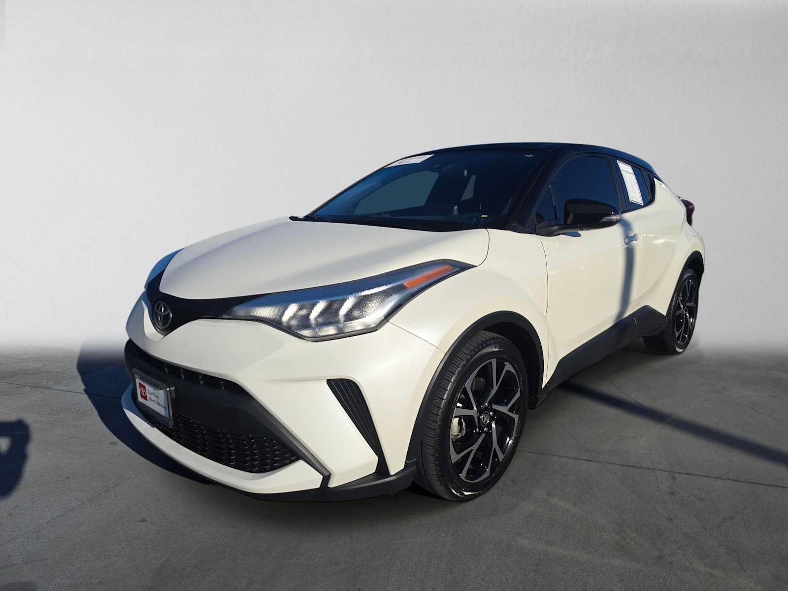 Used 2020 Toyota C-HR XLE FWD image 7
