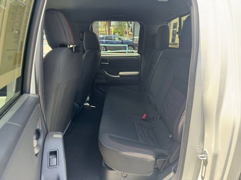 Used 2026 Nissan Frontier PRO-4X AWD/4WD image 27